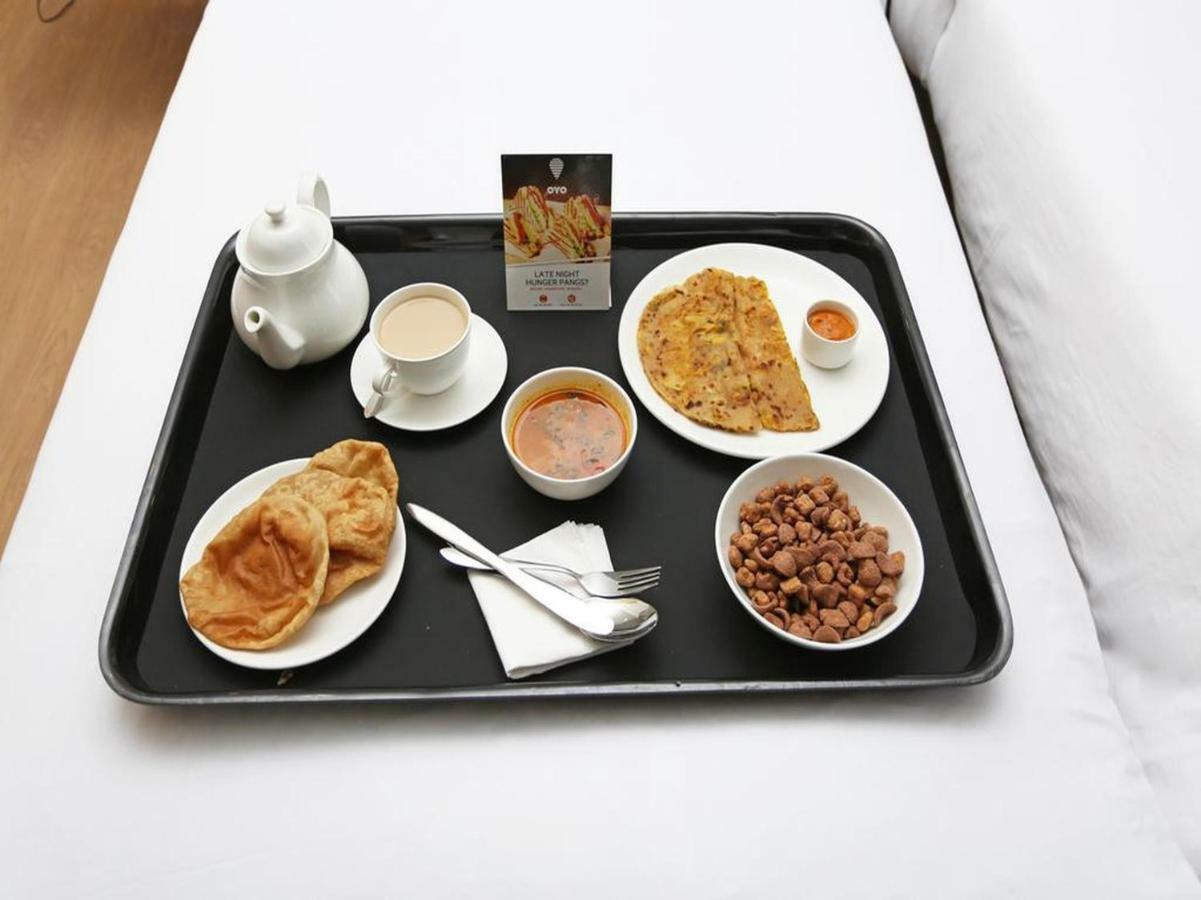 Oyo 35844 Hotel Lotus Residency Sangli Экстерьер фото
