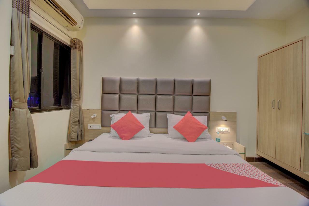 Oyo 35844 Hotel Lotus Residency Sangli Экстерьер фото